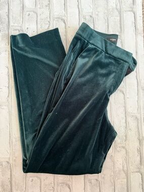 Express Velvet Pants in Forest Green